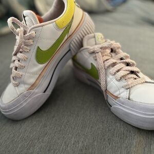 Nike Lift Court Legacy - White, Green, Orange, Yellow Sneaker